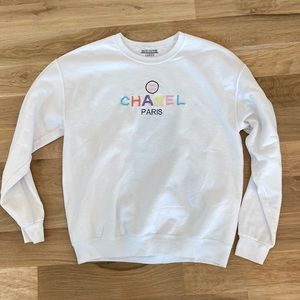 Chanel Sweatshirt